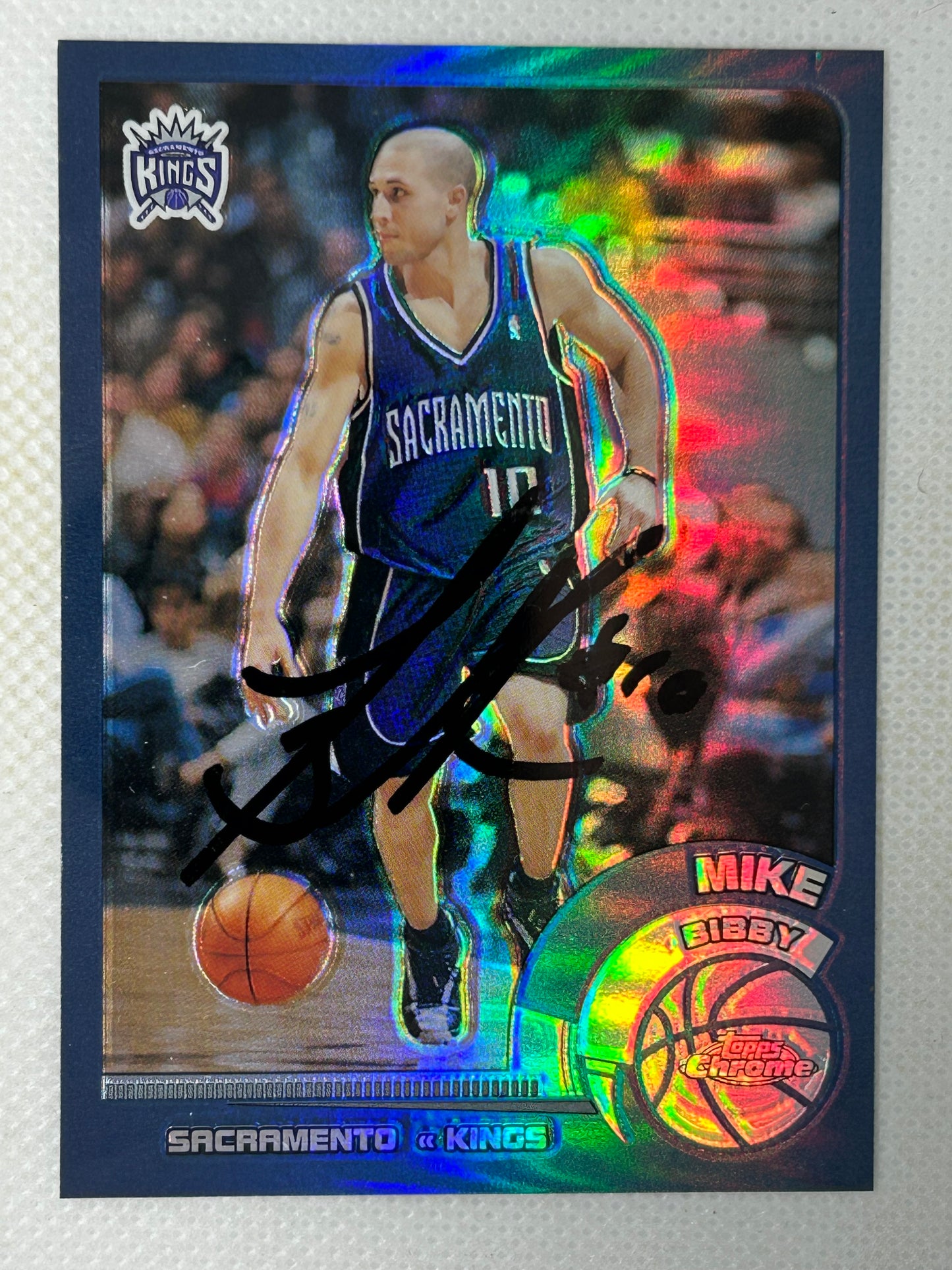 2002-03 Topps Chrome Refractor Mike Bibby #61 Sacramento Kings Signed Card