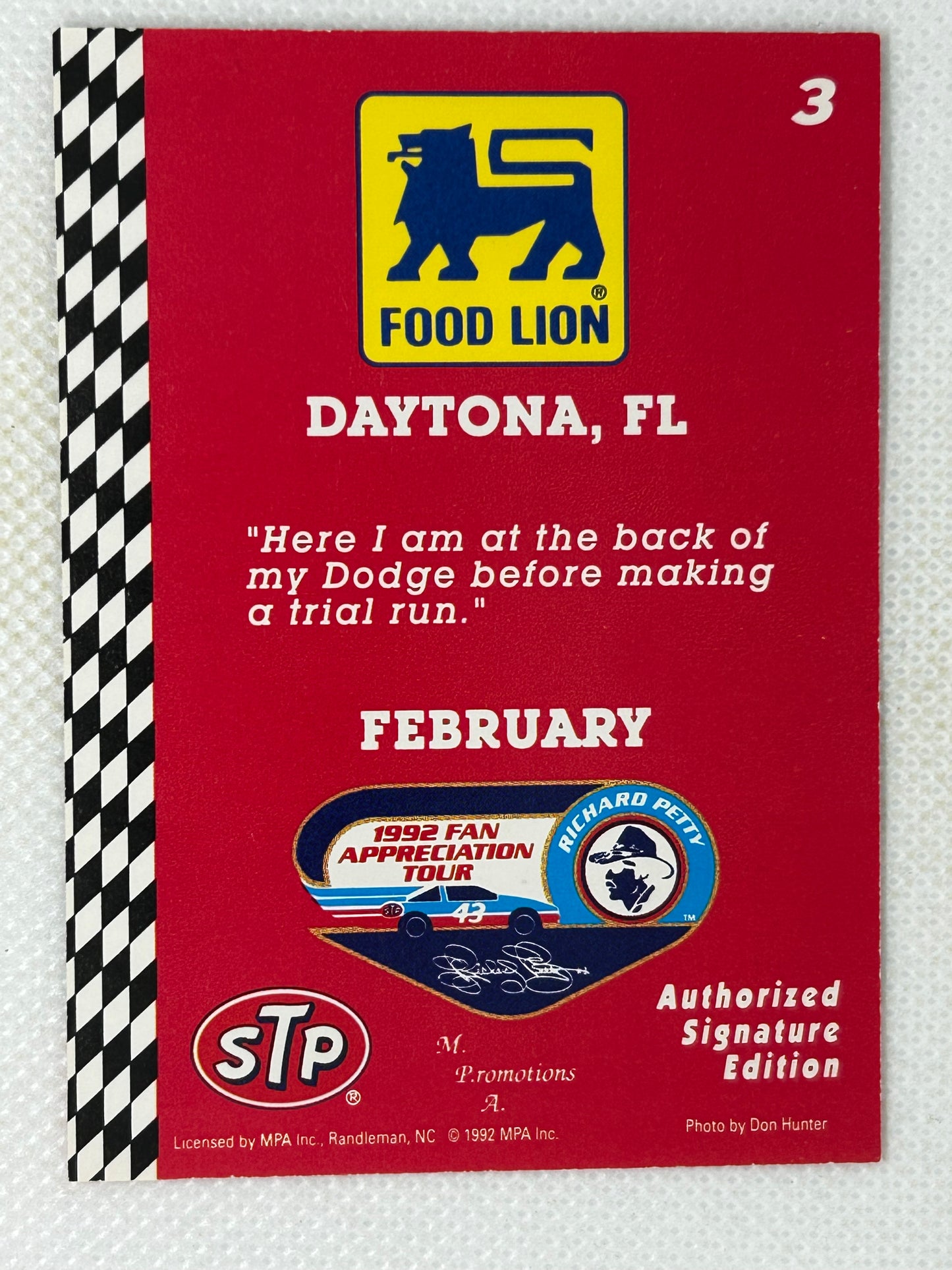 1992 Food Lion Richard Petty #3 Signed Card