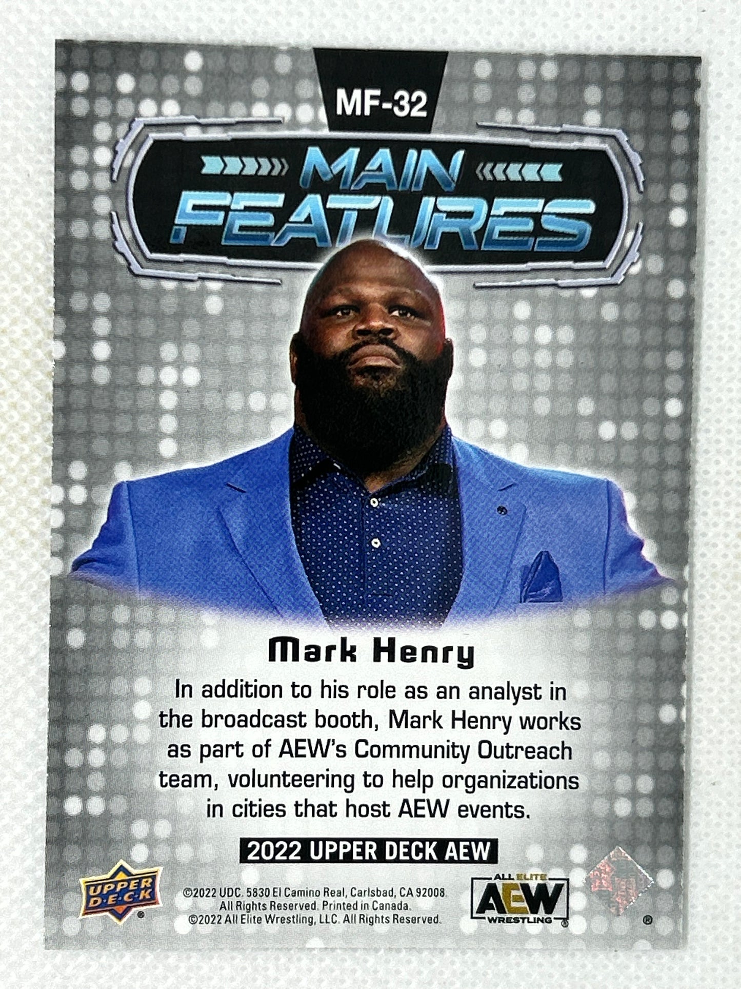 2022 Upper Deck AEW Wrestling Main Features Blue Parallel Mark Henry #MF-32