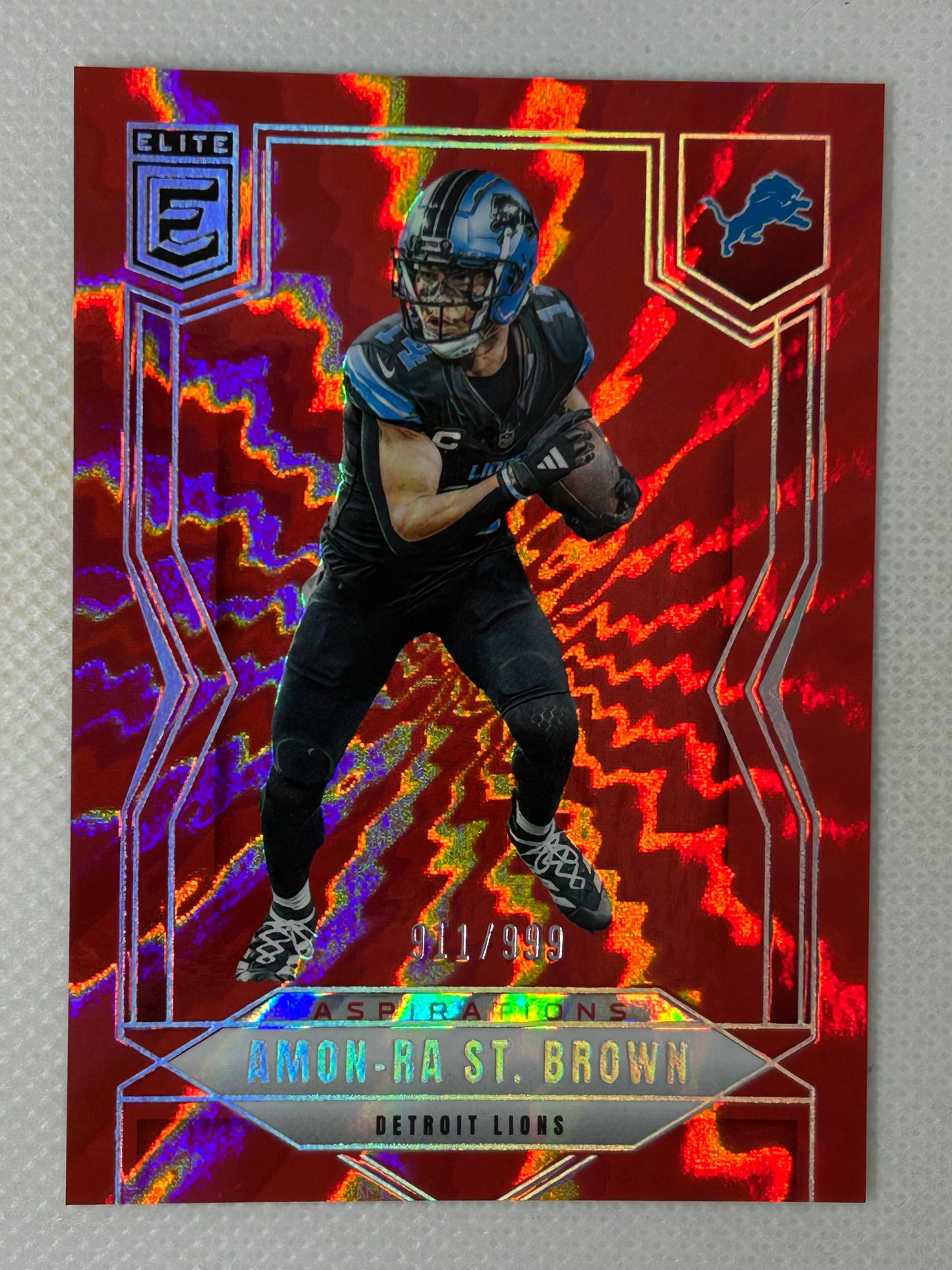 2025 Panini Donruss Elite Amon-Ra St. Brown Aspirations Shimmer Red /999 Detroit Lions
