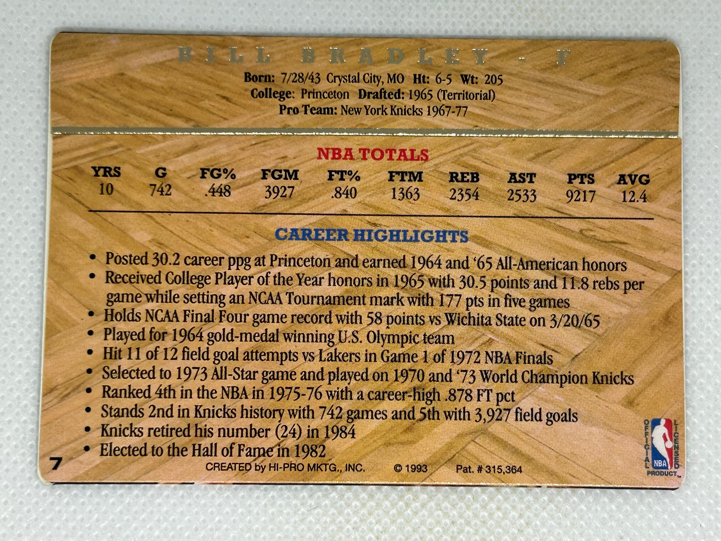 1993-94 Action Packed Basketball Hall of Fame Bill Bradley #7 New York Knicks Signed Card
