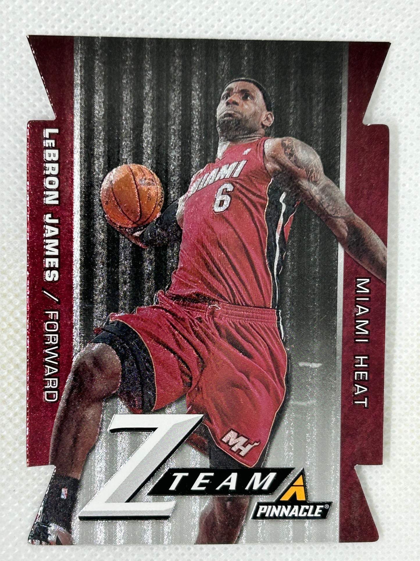 2013-14 Panini Pinnacle Z-Team Die-Cut /99 LeBron James #2 Miami Heat