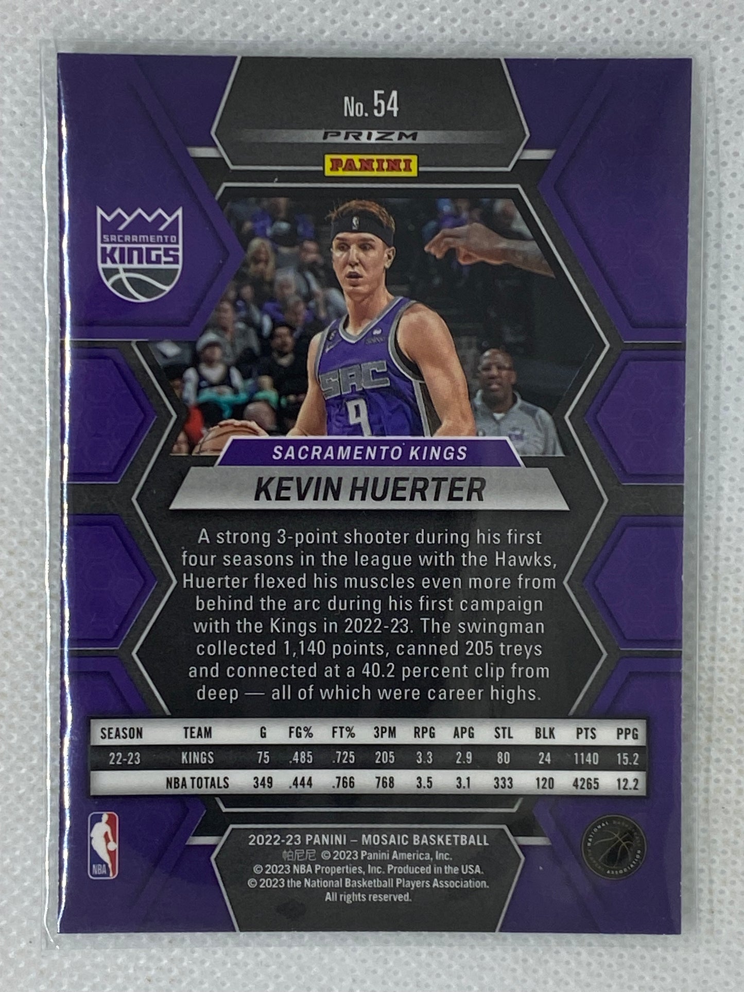 2022-23 Panini Mosaic Green Mosaic Kevin Huerter #54 Sacramento Kings