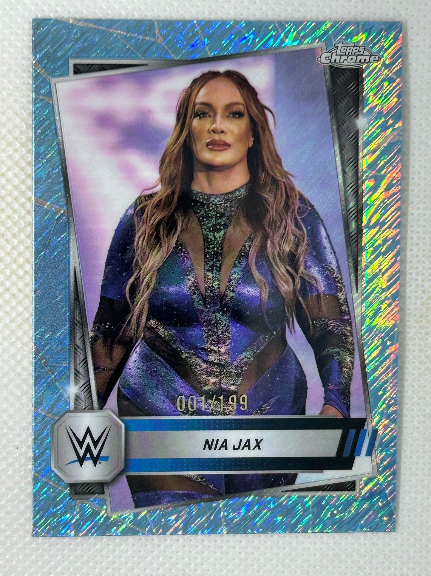 2025 Topps Chrome WWE #175 Nia Jax Aqua Shimmer Refractor /199