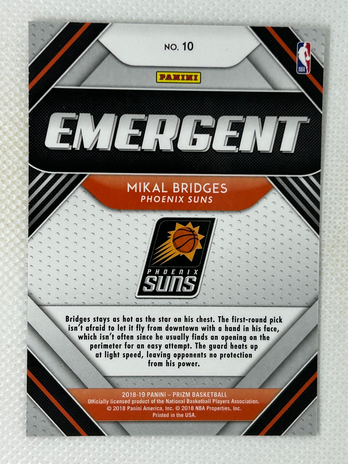 2018-19 Panini Prizm Emergent Rookie #10 Mikal Bridges Phoenix Suns