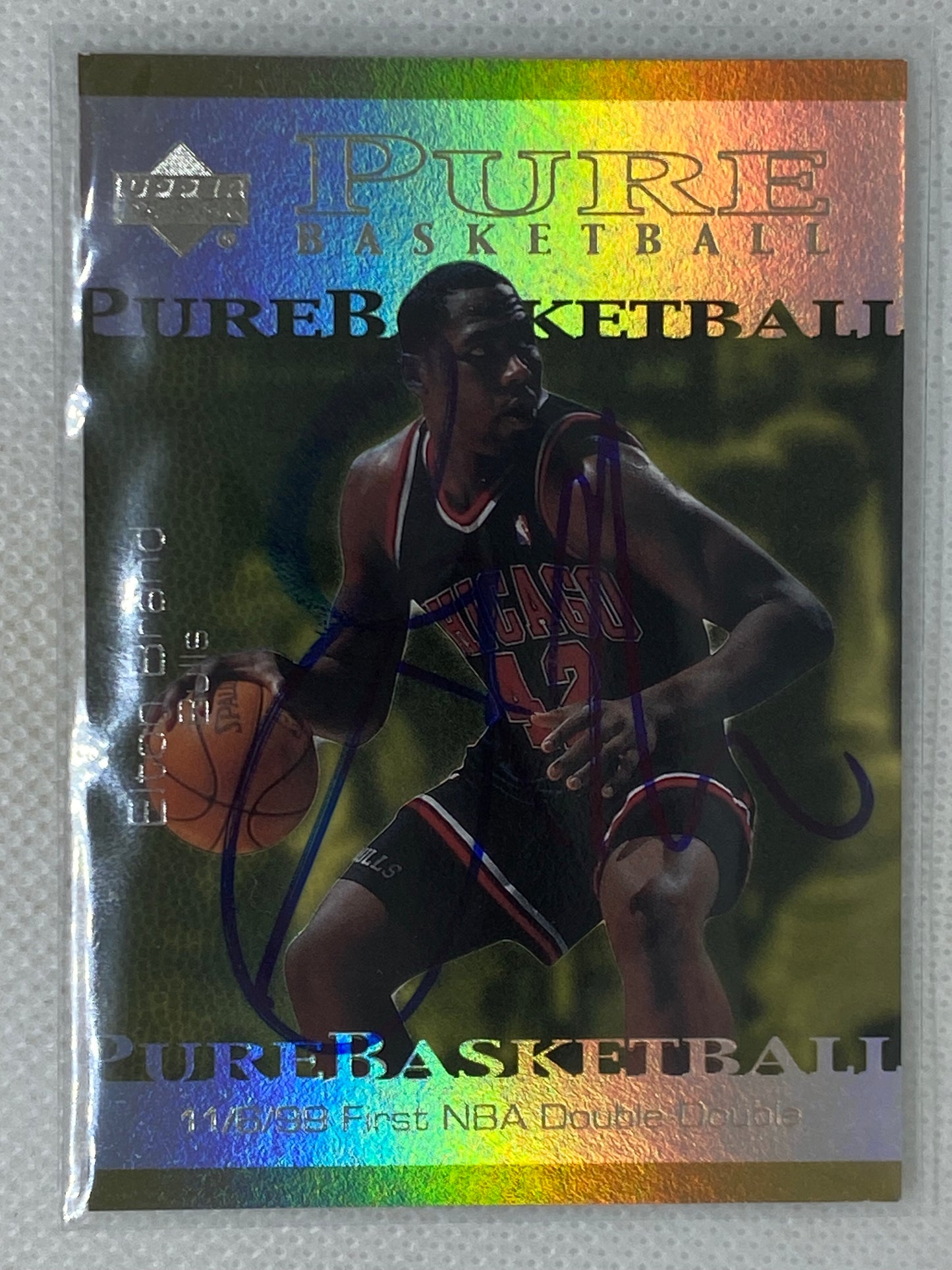 2000-01 Upper Deck Pure Basketball #PB1 Elton Brand Chicago Bulls Signed Card