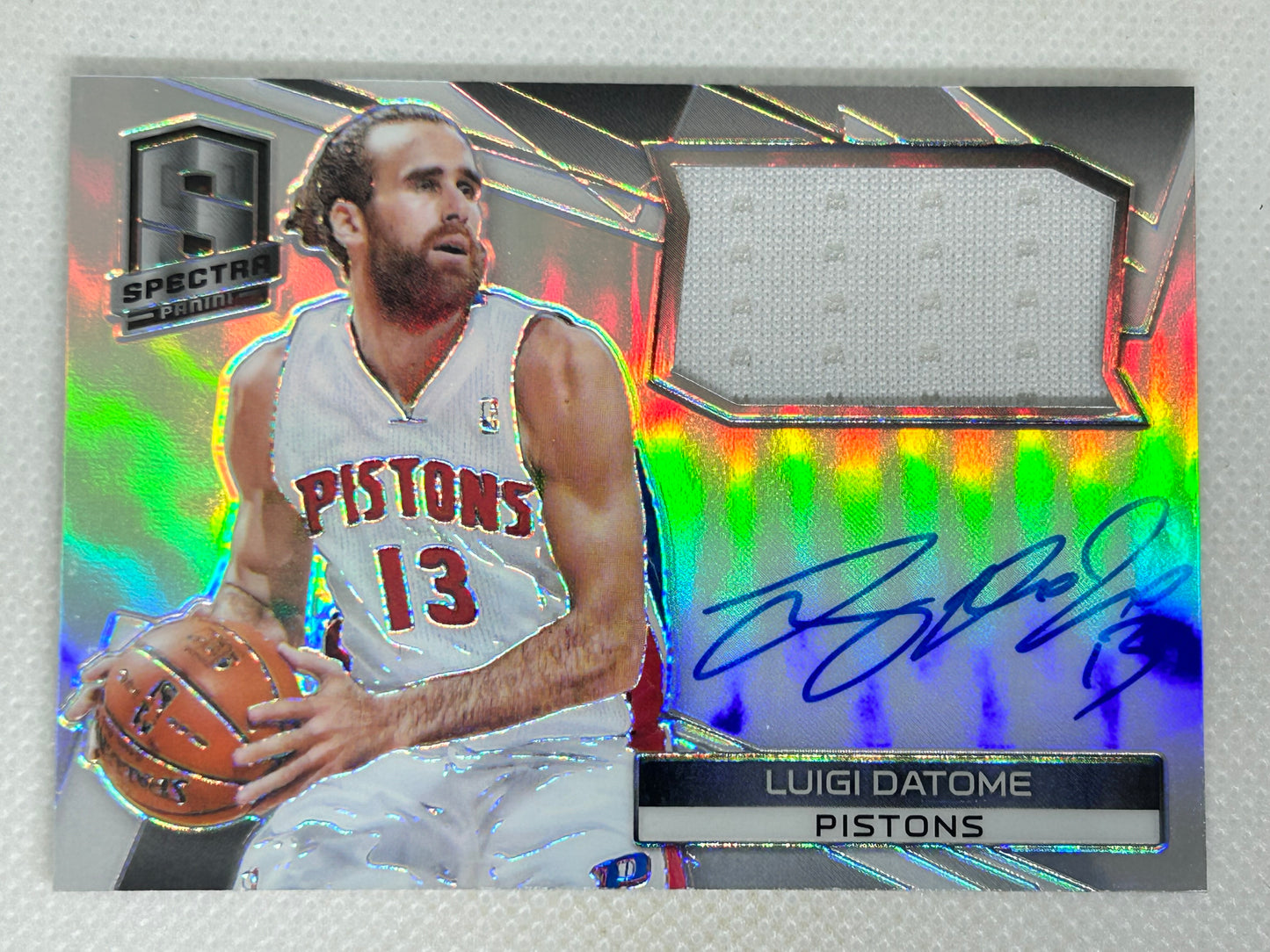 2014-15 Panini Spectra Jersey Autographs #28 Luigi Datome /125 Detroit Pistons