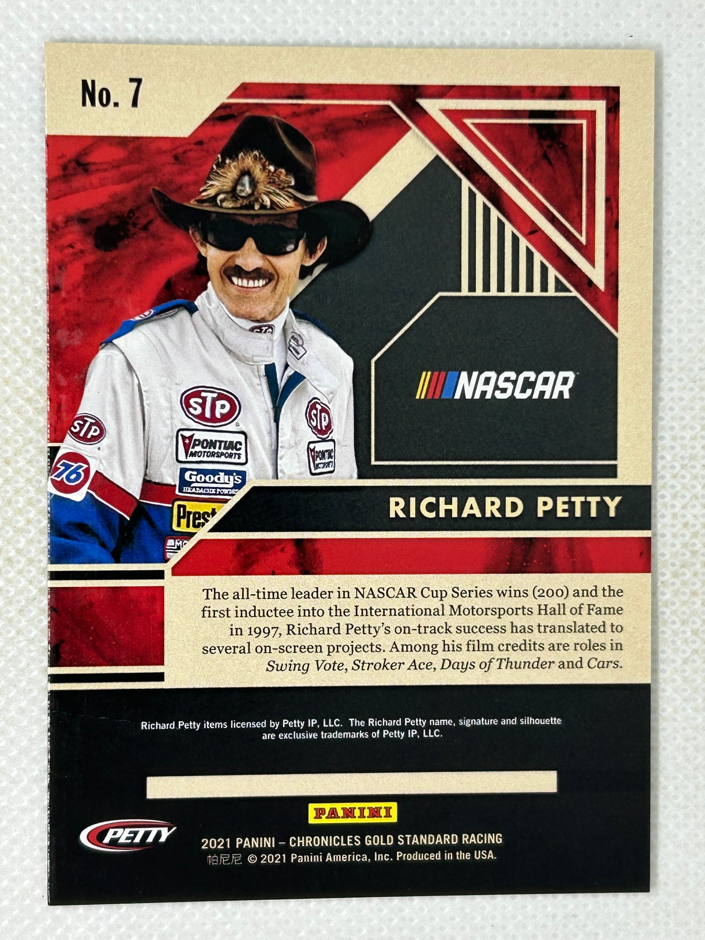 2021 Panini Gold Standard #7 Richard Petty Signed Card