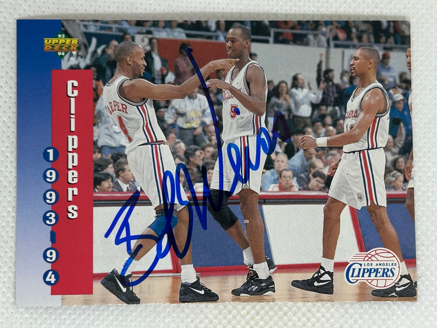 1993-94 Upper Deck Basketball Team Schedule #221 Los Angeles Clippers Bob Weiss Signed Card