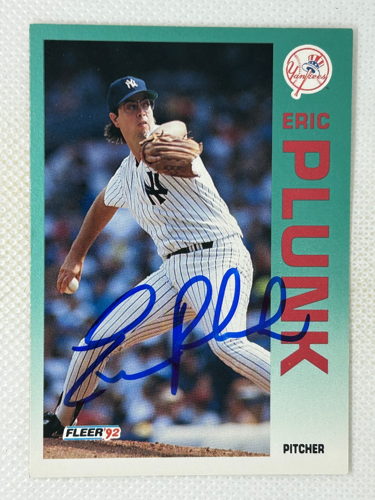 1992 Fleer Baseball #241 Eric Plunk New York Yankees Signed Card