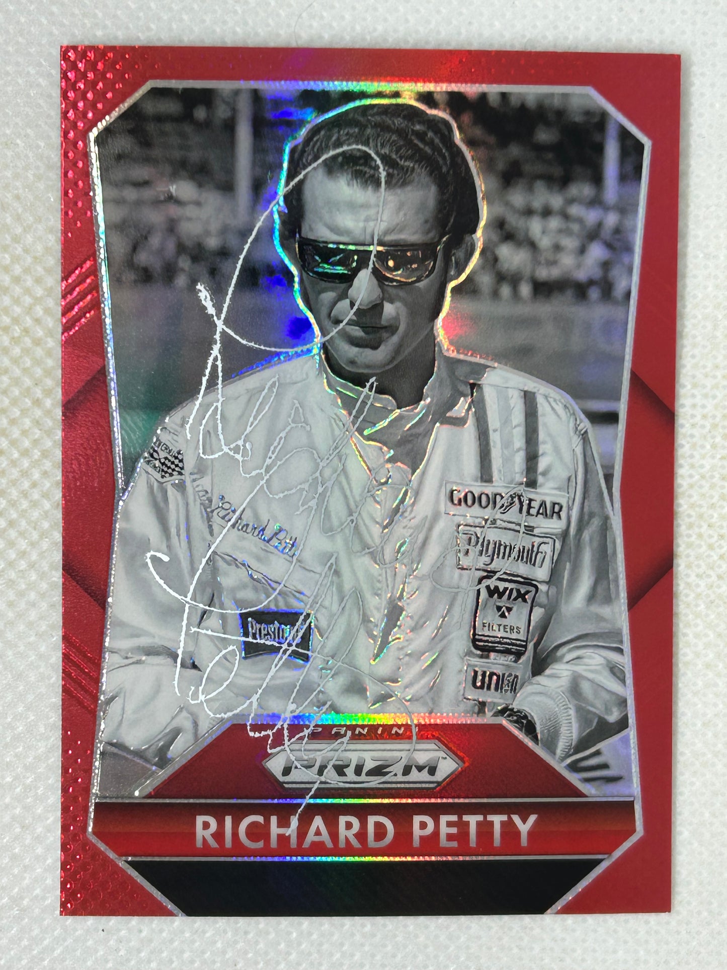 2025 Panini Prizm Throwback Red Prizm /249 #160 Richard Petty Signed Card