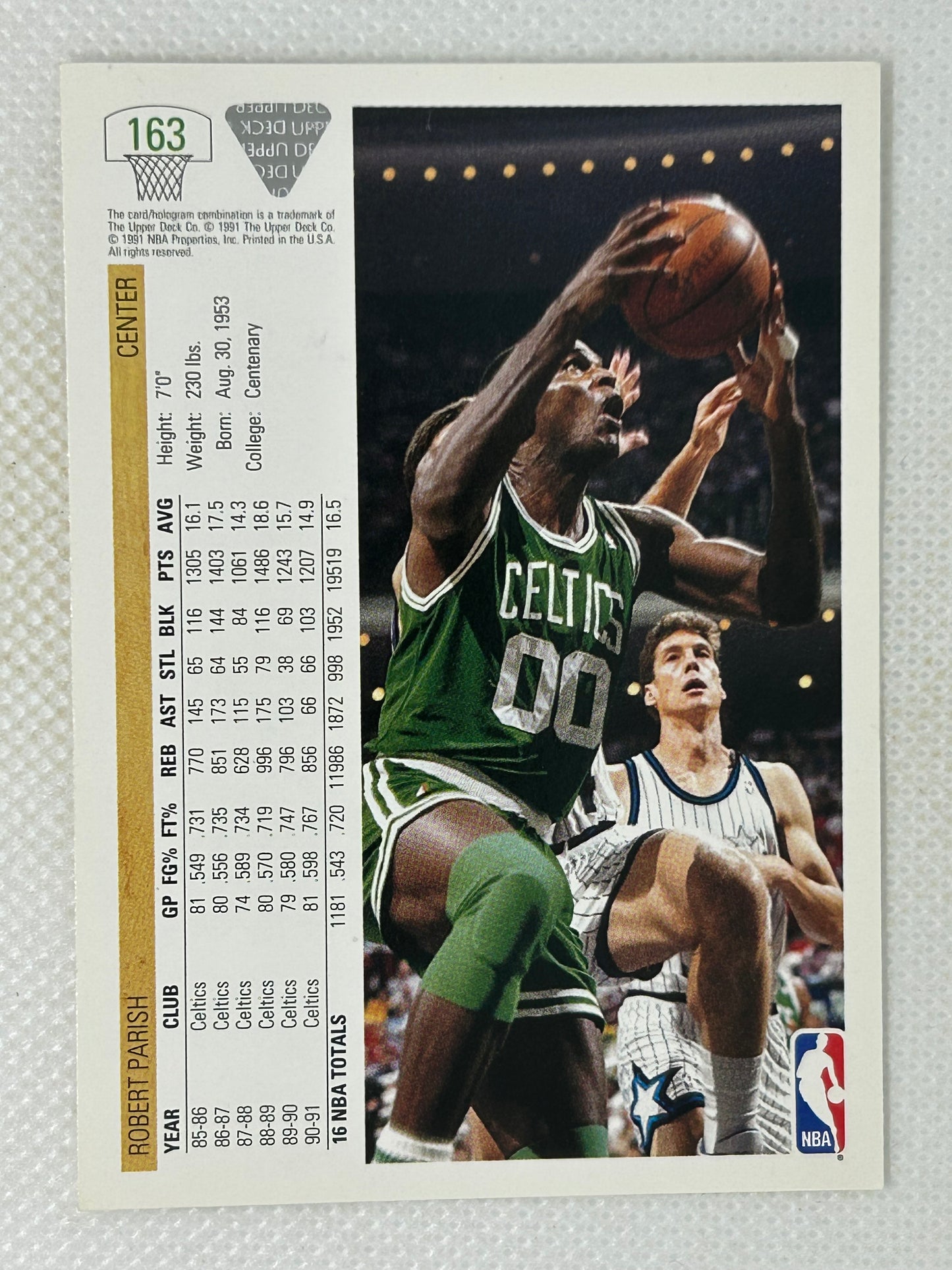 1991-92 Upper Deck Robert Parish #163 HOF Boston Celtics Signed Card