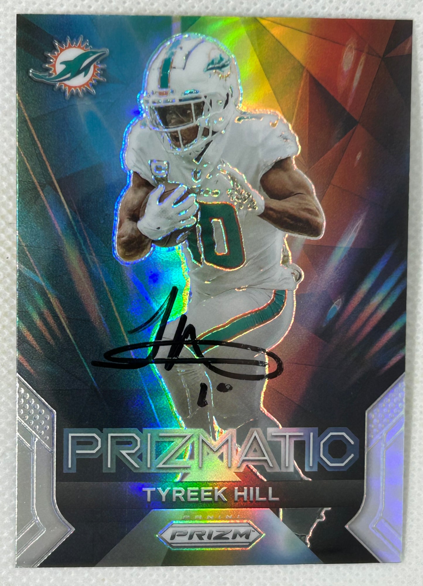 2023 Panini Prizm Silver Holo Prizmatic Tyreek Hill #13 Miami Dolphins Signed Card