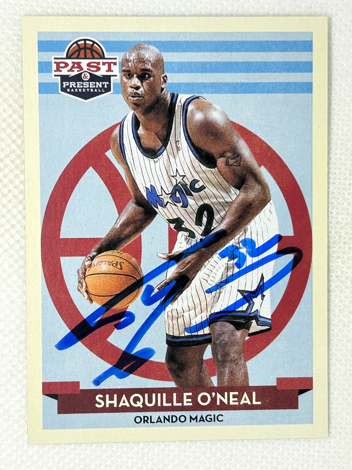 2012-13 Panini Past & Present #123 Shaquille O'Neal Orlando Magic Signed Card