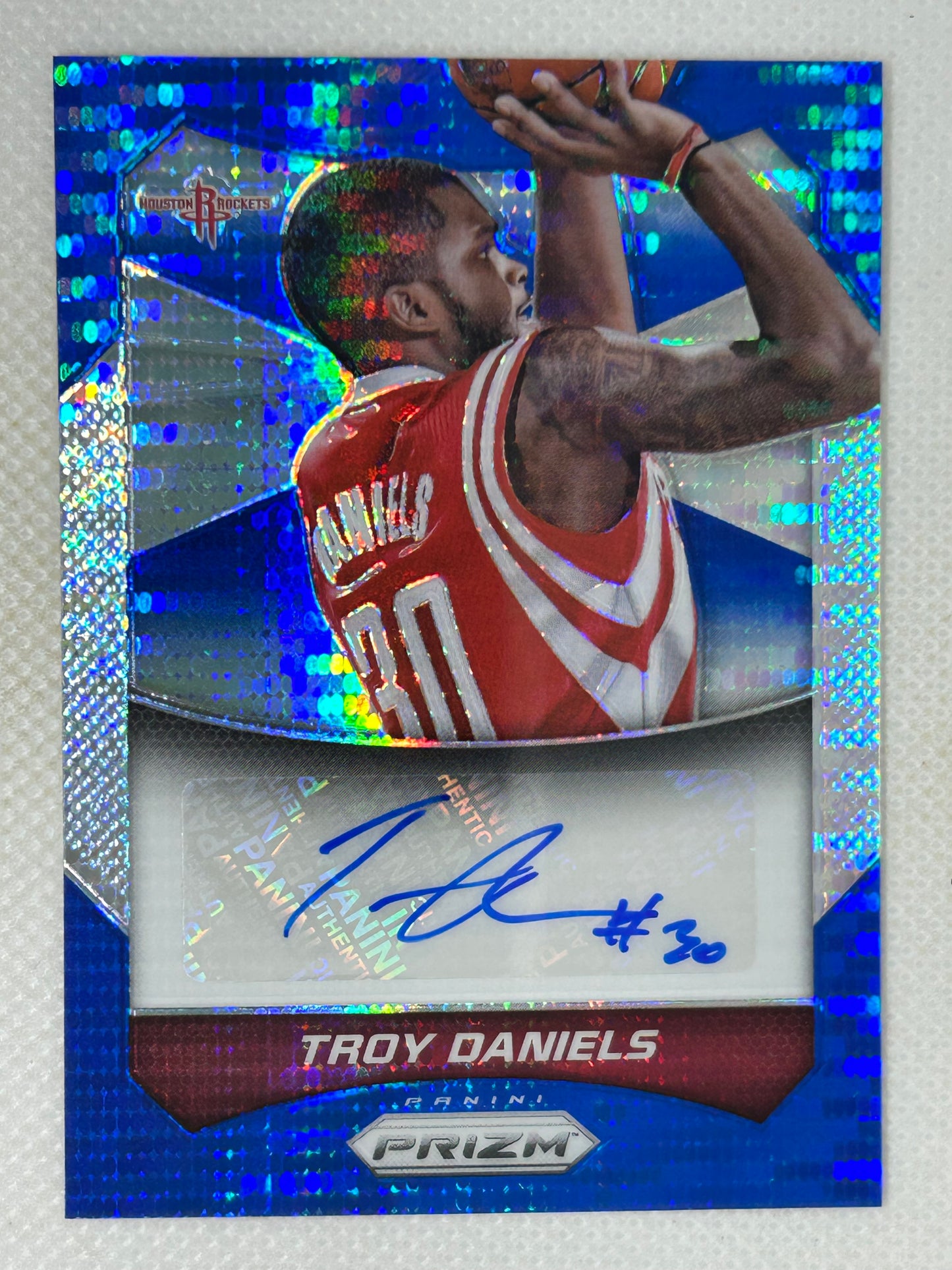 2014-15 Panini Prizm Blue Pulsar Prizm Autograph /249 Troy Daniels #74 Houston Rockets