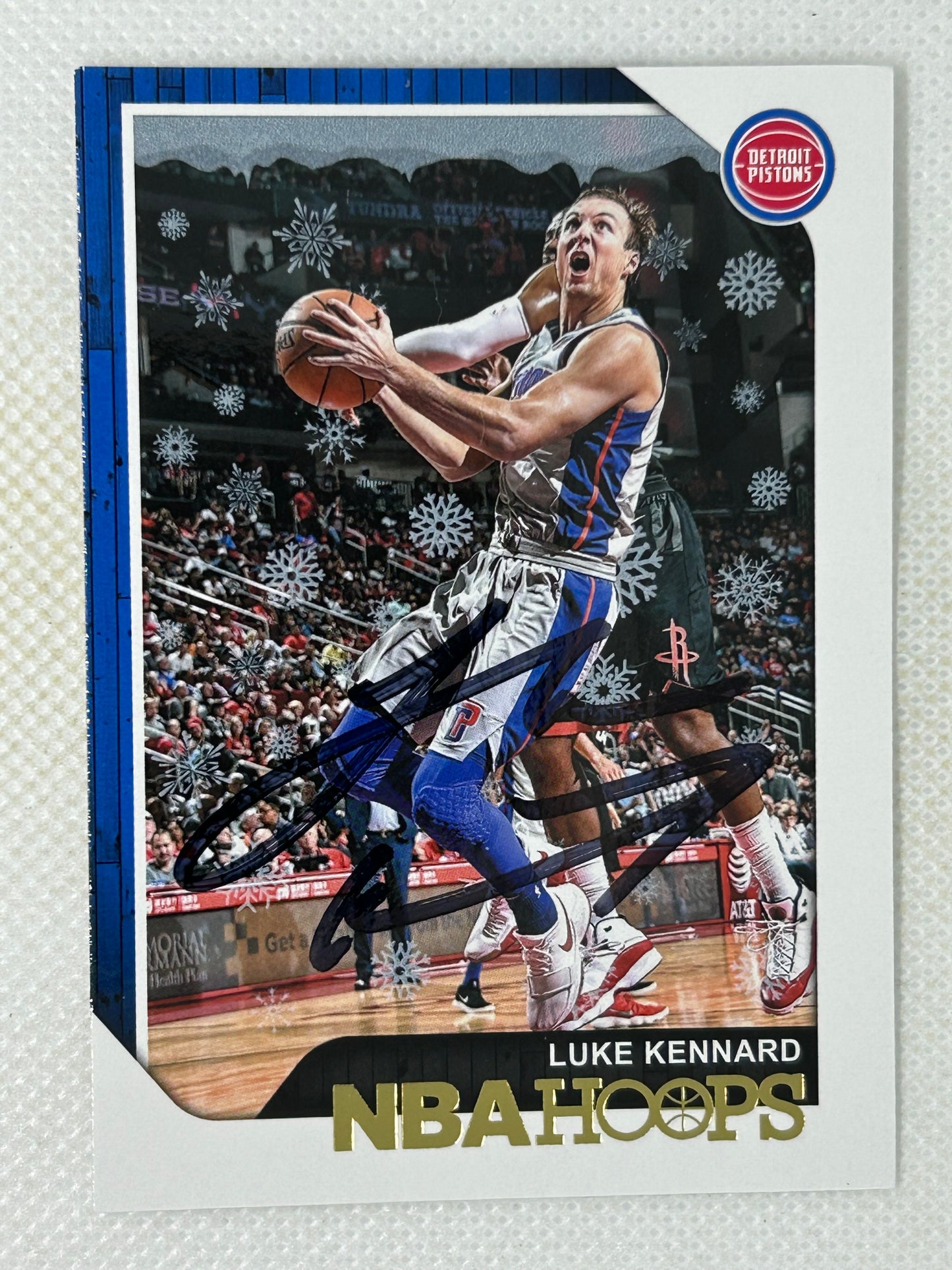 2018-19 Panini Hoops Winter #124 Luke Kennard Detroit Pistons Signed Card