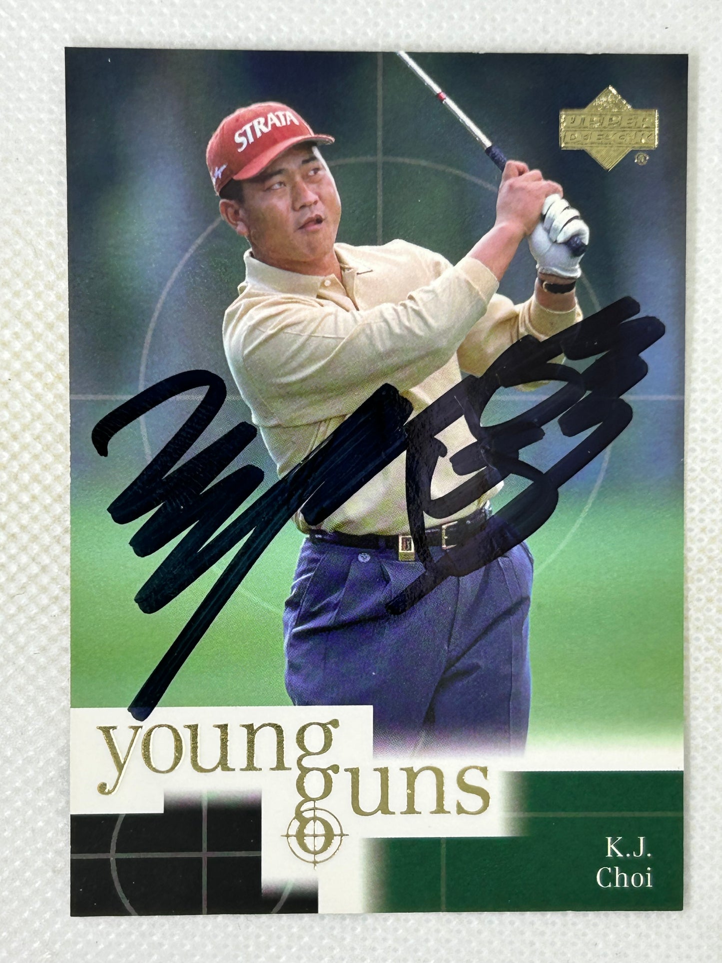 2001 Upper Deck Young Guns #83 K.J Choi Signed Card