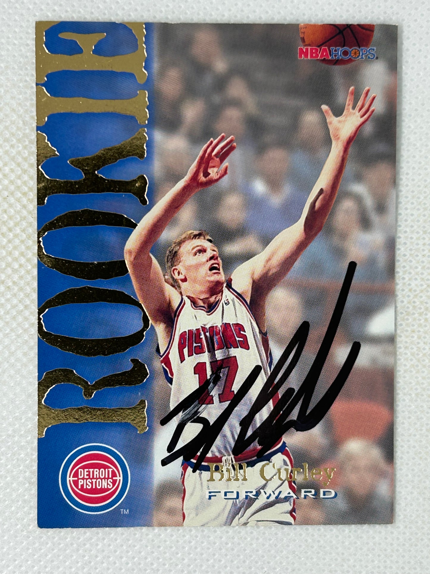 1994-95 Skybox Bill Curley #321 Rookie Card Detroit Pistons Signed Card