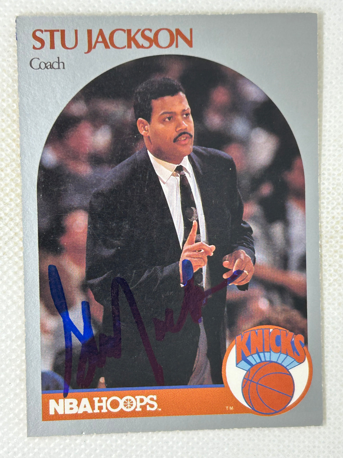 1990-91 NBA Hoops #322 Stu Jackson New York Knicks Signed Card