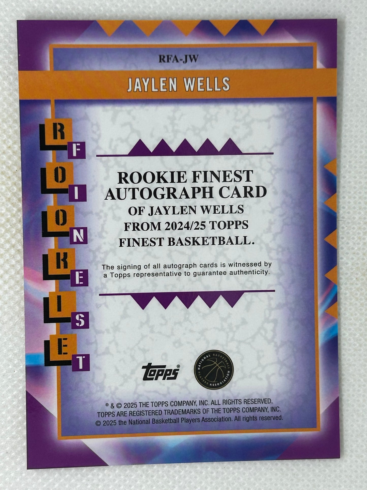 2024-25 Topps Finest Rookie Finest Autograph #RFA-JW Jaylen Wells Memphis Grizzlies