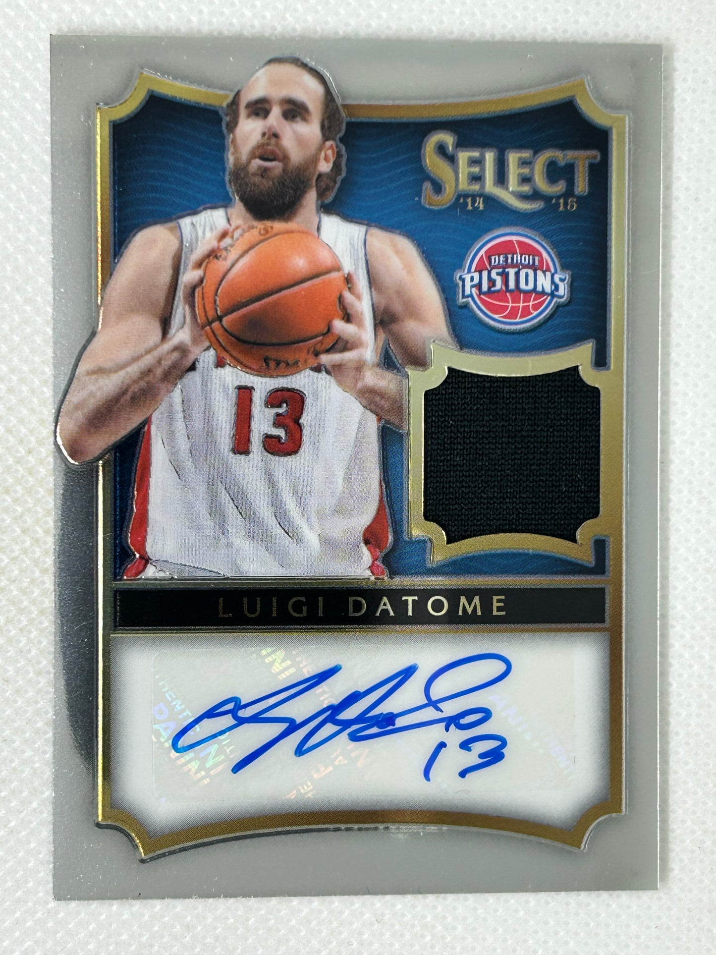 2014-15 Panini Select Black Jersey Autograph /199 Luigi Datome #17 Detroit Pistons