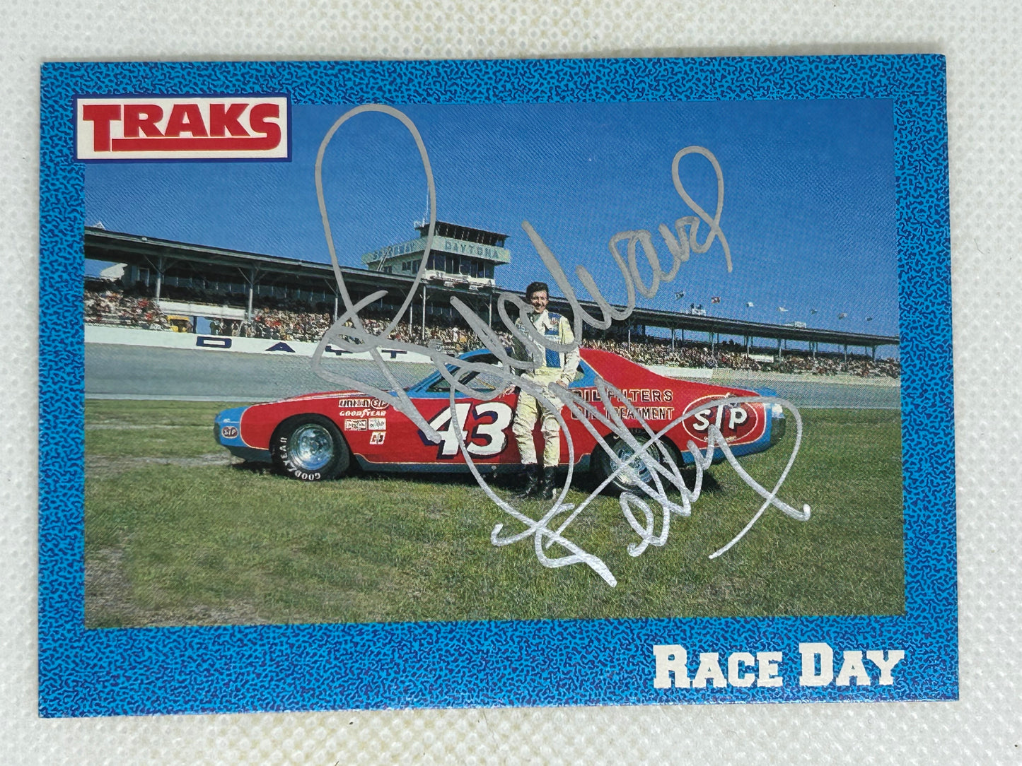 1991 Traks Richard Petty #8 Race Day (1973 Highlights) Signed Card