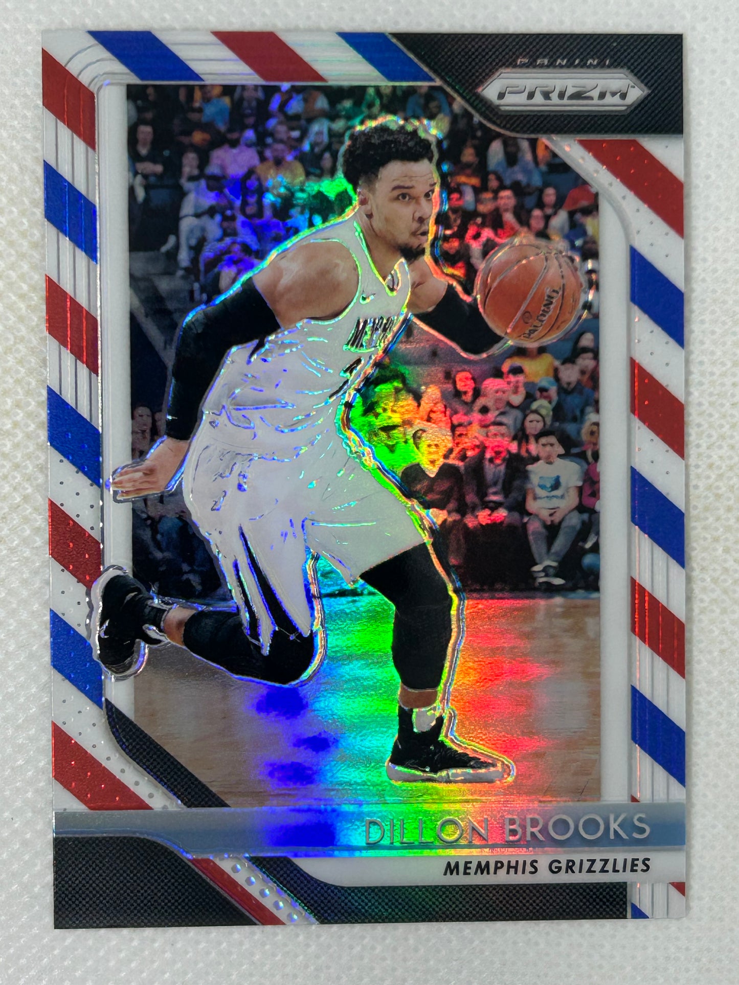 2018-19 Panini Prizm Red White & Blue Dillon Brooks #106 Memphis Grizzlies