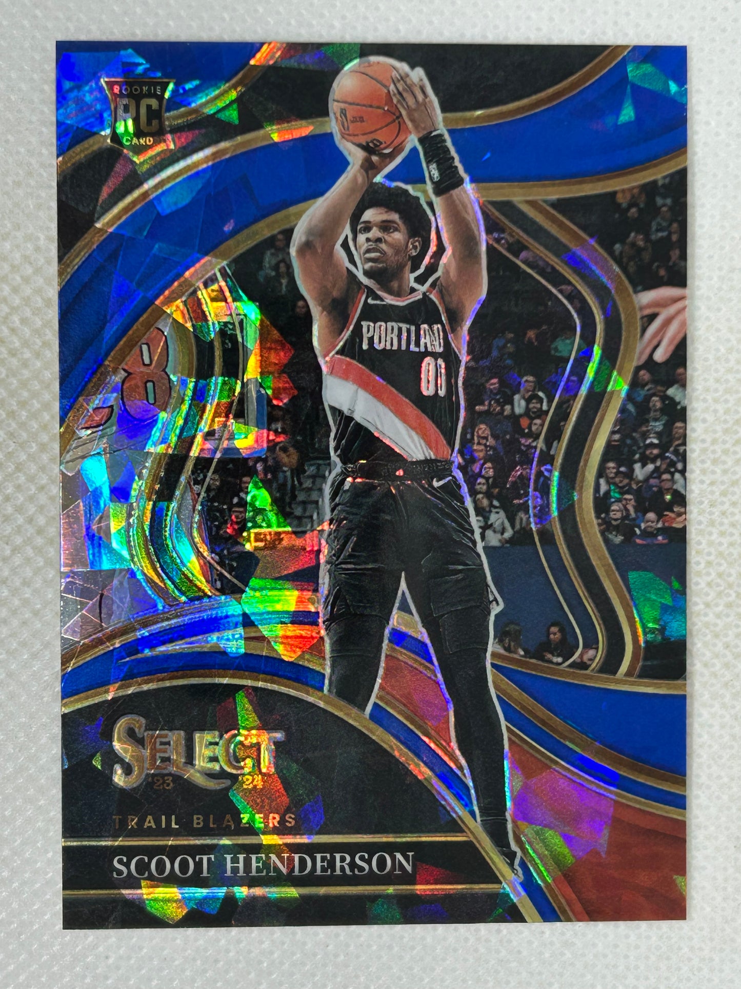 2023-24 Panini Select Courtside Blue Cracked Ice Prizm Rookie Card Scoot Henderson #269 Portland Trailblazers