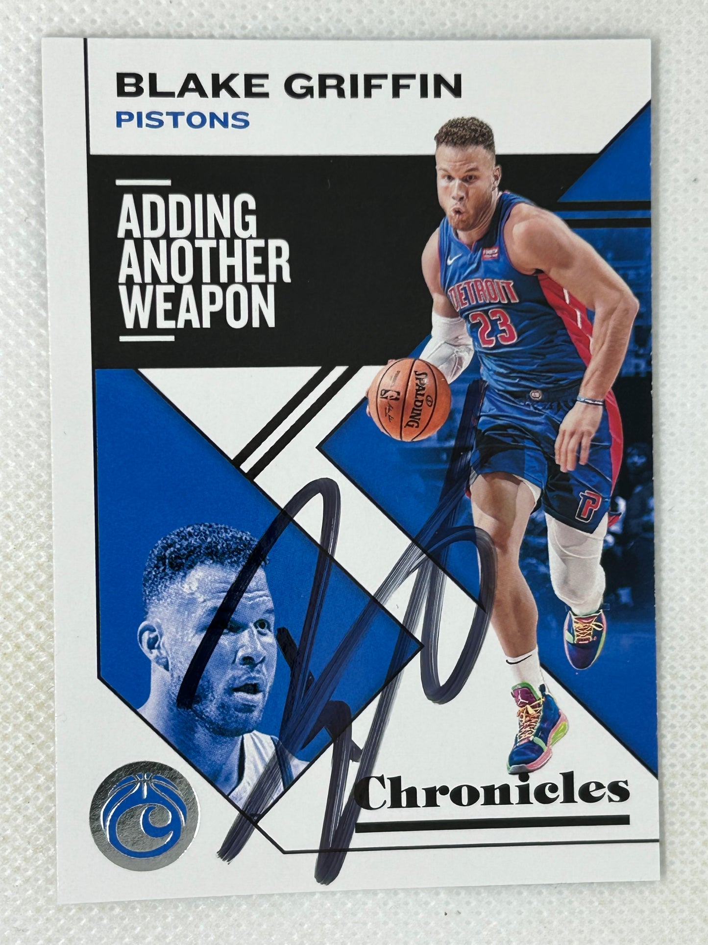 2020-21 Panini Chronicles Adding Another Weapon Blake Griffin #20 Detroit Pistons Signed Card