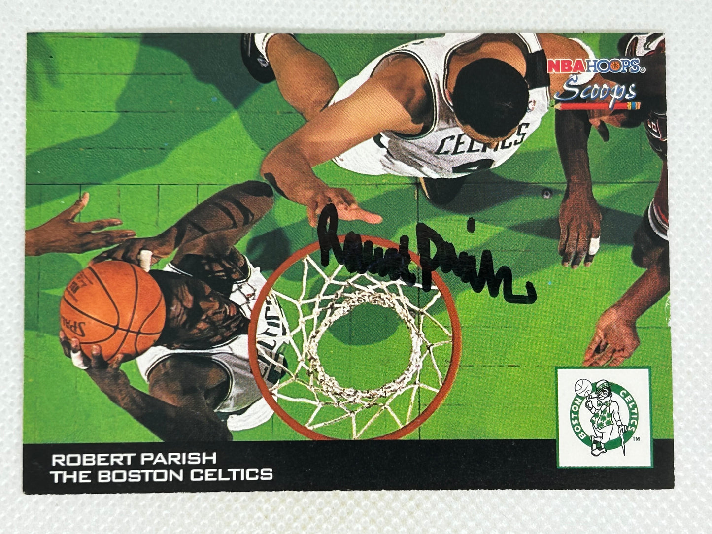 1993 NBA Hoops Scoops #HS2 Robert Parish Boston Celtics Signed Card