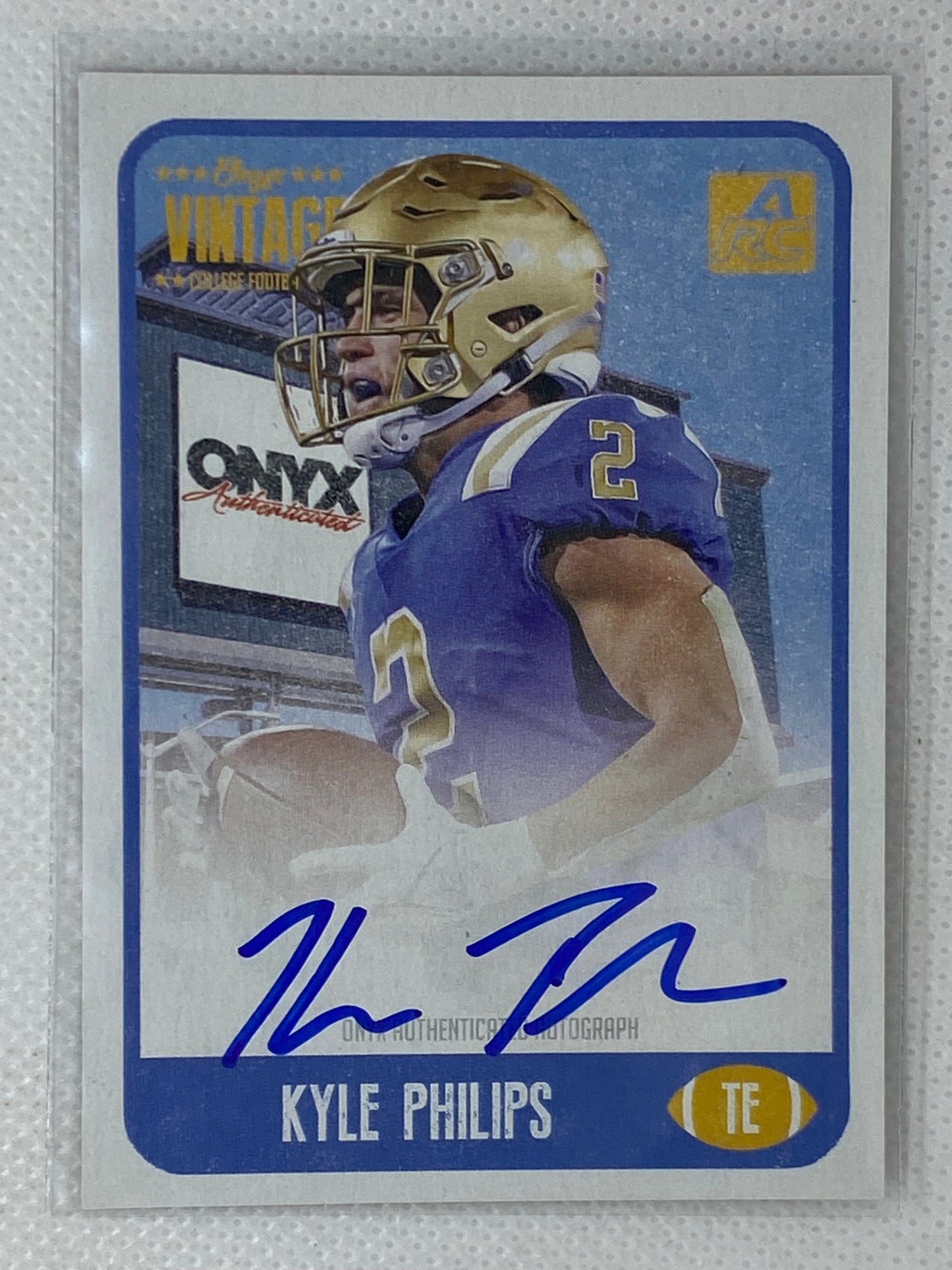 2021 Onyx Vintage College Auto Blue Ink /400 Kyle Philips #CAKP Auto