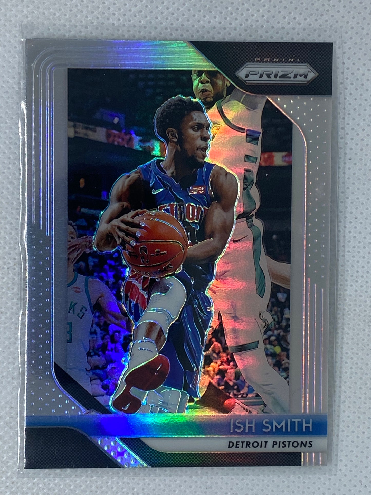 2018-19 Panini Prizm Ish Smith Silver Prizm Basketball Card #202